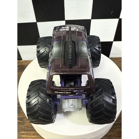 Hot Wheels Monster Jam Mohawk Warrior Great Clips Monster Truck 1:64 Diecast - Picture 7 of 9